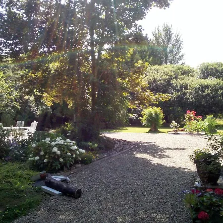 شقة Spacious Contemporary Type Apartment.