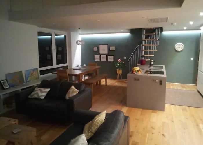 아파트 Spacious Contemporary Type Apartment.