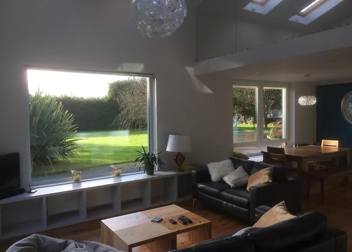 アパート Spacious Contemporary Type Apartment. ゴールウェイ